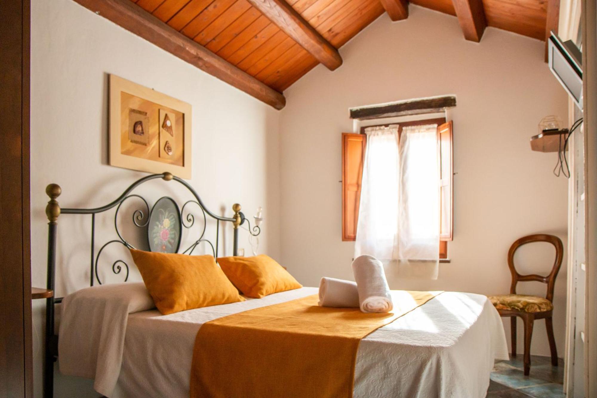 Hotel S'Ammentu House Bosa Zewnętrze zdjęcie